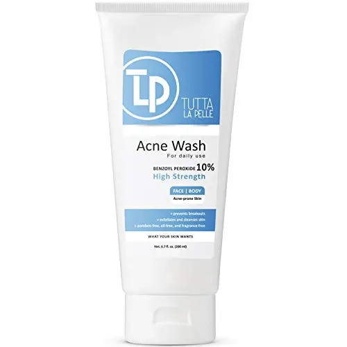 Tutta La Pelle 10% Benzoyl Peroxide Body Wash bottle