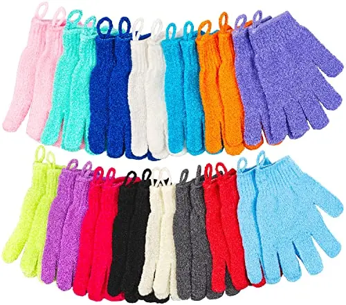 Assortment of 15 different colored Aisuly exfoliating gloves laid out